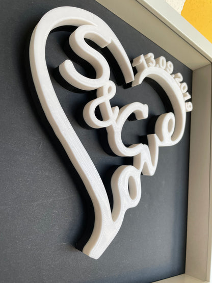 Love-Schriftzug in Herzform gerahmt | Personalisiertes Geschenk